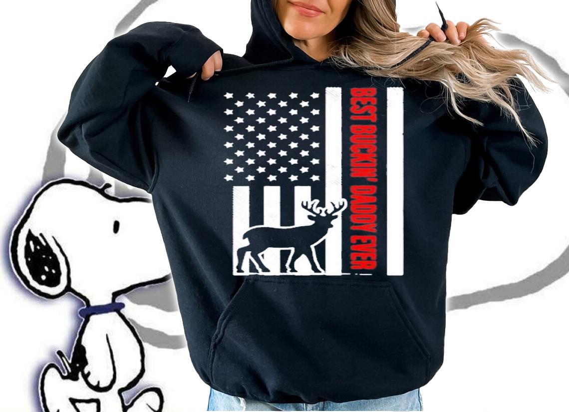 Best Buckin Daddy American Flag Buck Hunting Hunter T-Shirt t-shirt