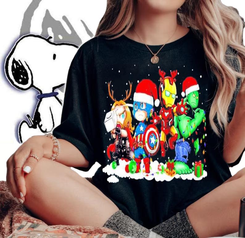 Marvel Character Avengers Super Chibi Santa Christmas Shirt t-shirt woman shirt