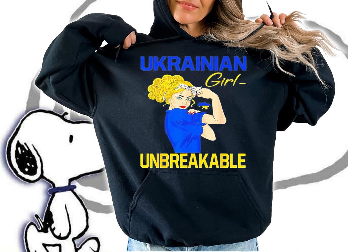Ukraine Girl Ukrainian Girl Flag Messy Bun Ukraine Women Peace Ukraine T-Shirt t-shirt hoodie