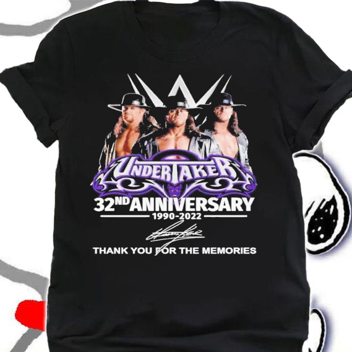 Official Undertaker 32nd Anniversary 1990-2022 Signatures Thank You For The Memories Shirt t-shirt shirt