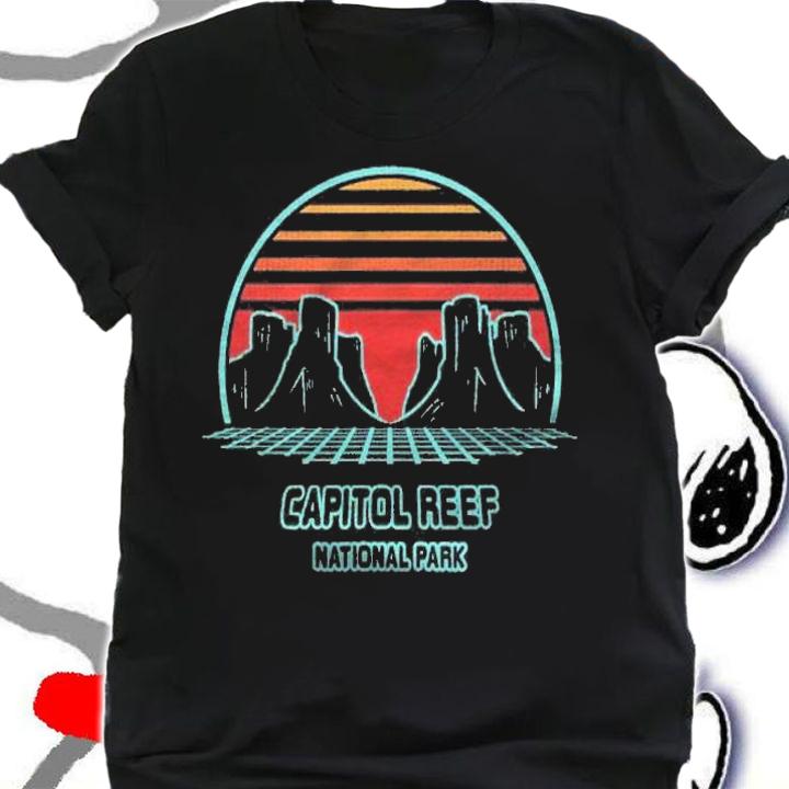 Capitol Reef National Park Retro Hiking Vintage 80S Style Shirt shirt