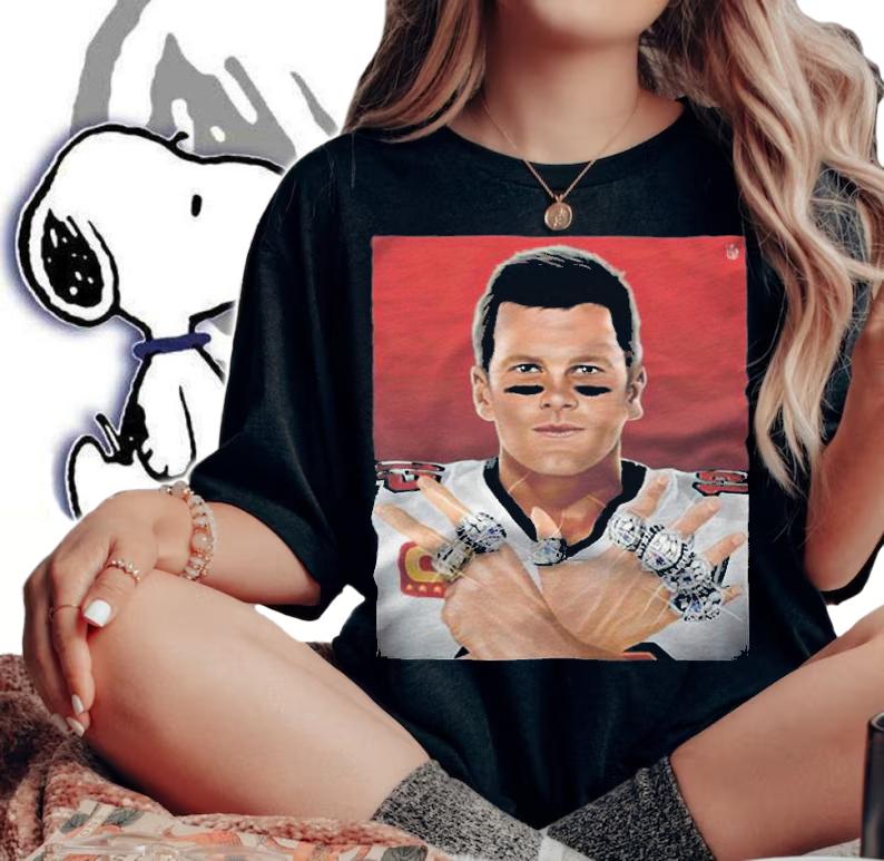 Tom Brady Tampa Bay Buccaneers 7 rings T-shirt