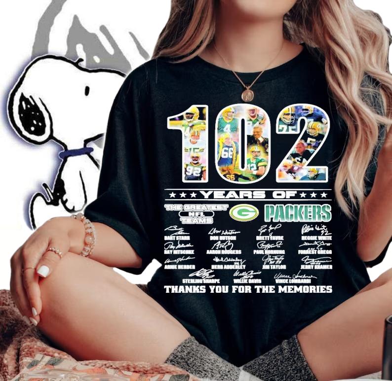 102 years of Green Packers the greatest NFL teams signature shirt
