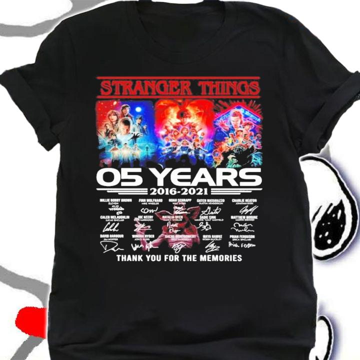 Stranger Things 05 years 2016-2021 signatures shirt shirt