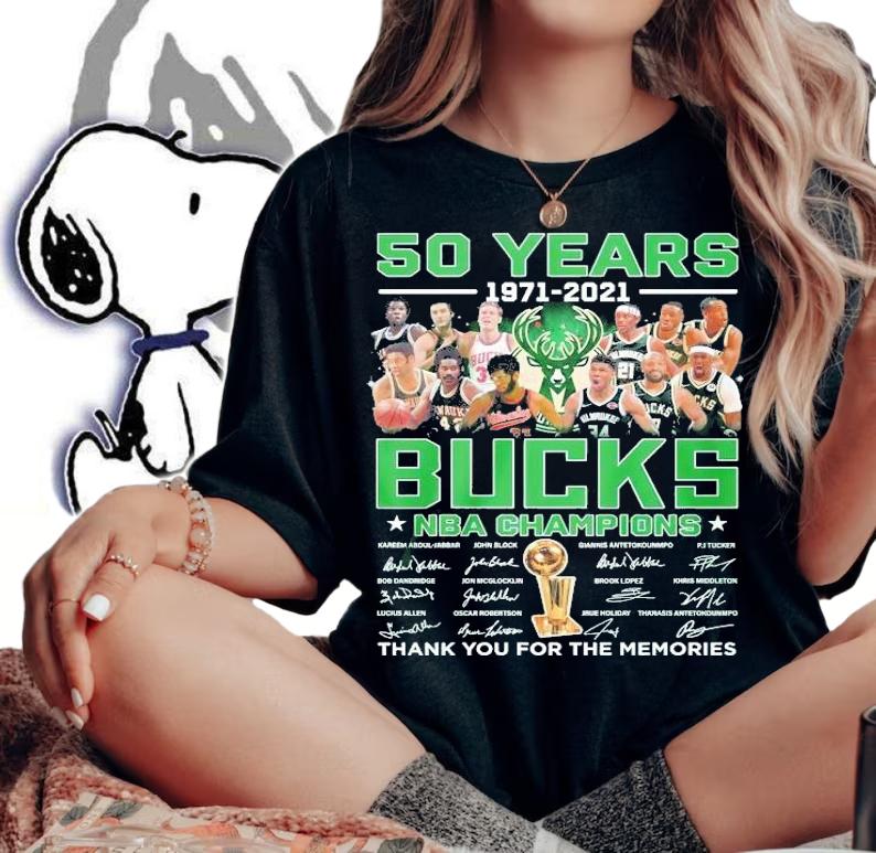 50 years 1971 2021 Bucks NBA Champions thank you for the memories T-shirt woman shirt